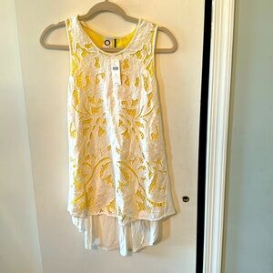 Anthropologie Akemi Lace Floral Racer Back Tank Top size XL
